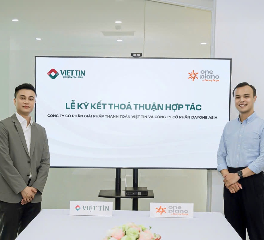 Việt Tín x Sunny Days